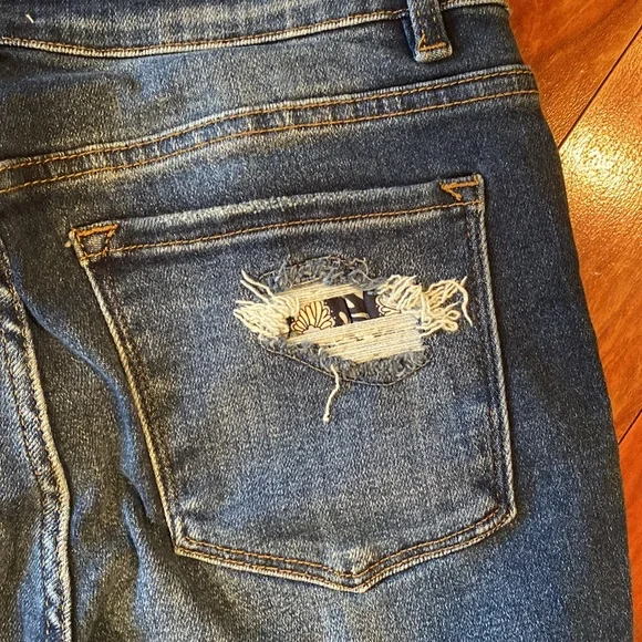 Vervet High Waisted Jeans - Picture 9 of 10